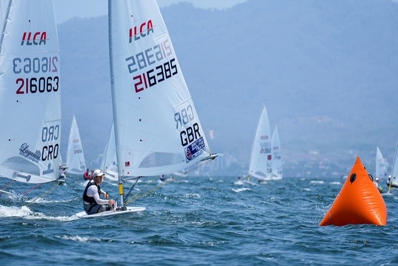 2022 ILCA 7 Men's Worlds day 4 photo copyright John Pounder / www.jldigitalmedia.net taken at Vallarta Yacht Club and featuring the ILCA 7 class