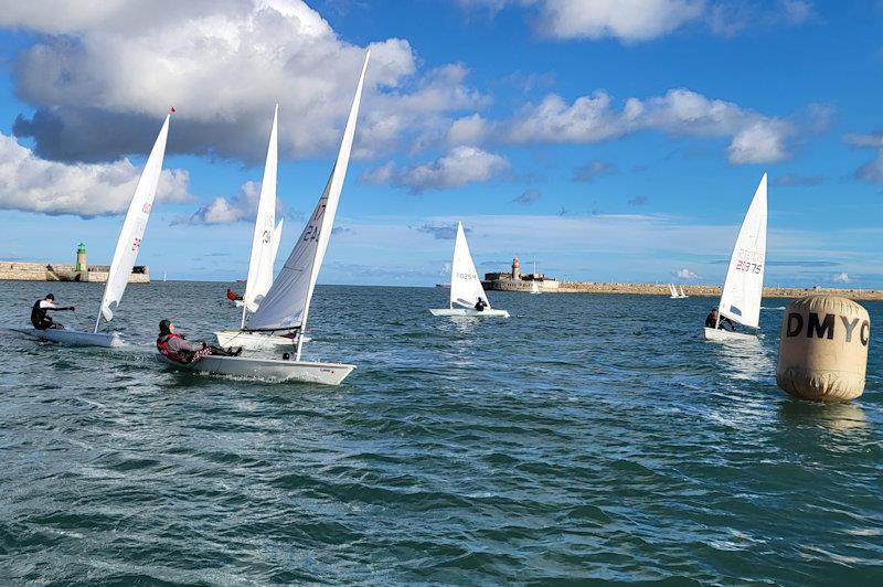 Viking Marine DMYC Frostbites series 2 - Roy McKay leads a group of ILCA 7s round the weather mark photo copyright Ian Cutliffe taken at Dun Laoghaire Motor Yacht Club and featuring the ILCA 7 class