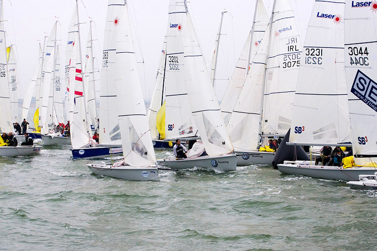 Action from week 2 of the Garmin Hamble Winter Series