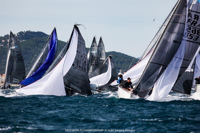 Hyères'deki SB20 Dünya Şampiyonası 2. Gün - fotoğraf © Joao Saraiva Mendes