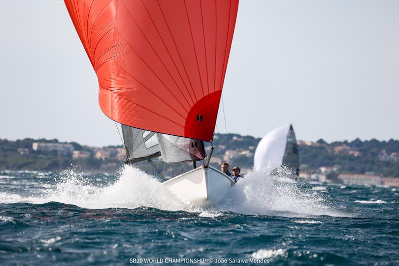 Hyères'deki SB20 Dünya Şampiyonası 2. Gün - fotoğraf © Joao Saraiva Mendes