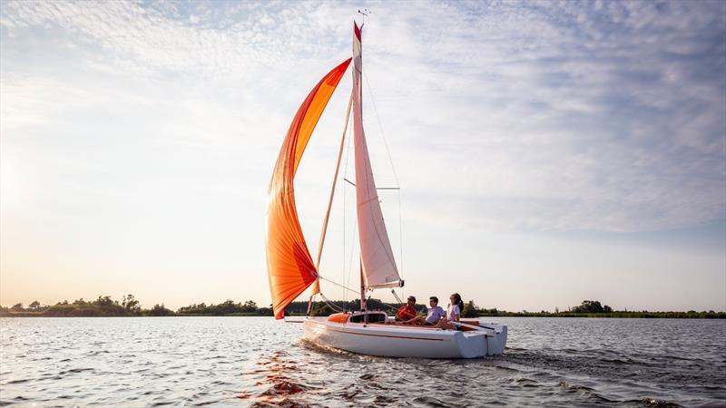 RS Aira 22 - photo © RS Marine Group