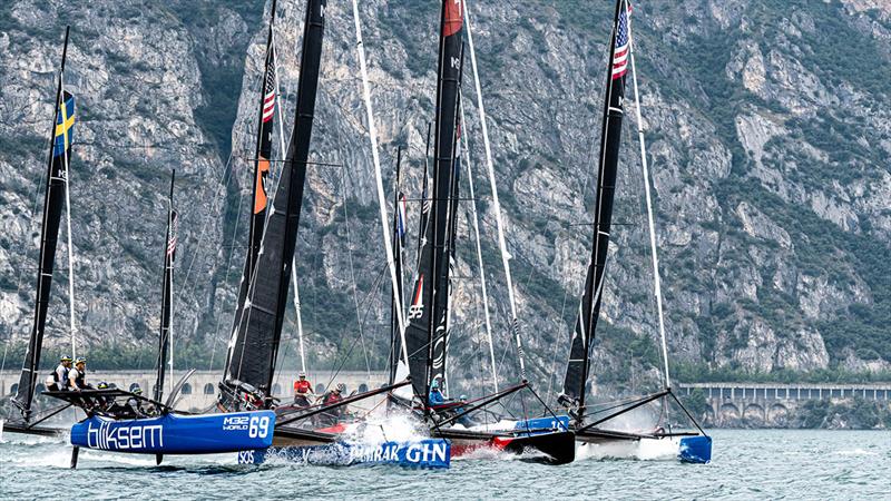 M32 World Championship 2019 - photo © Drew Malcolm