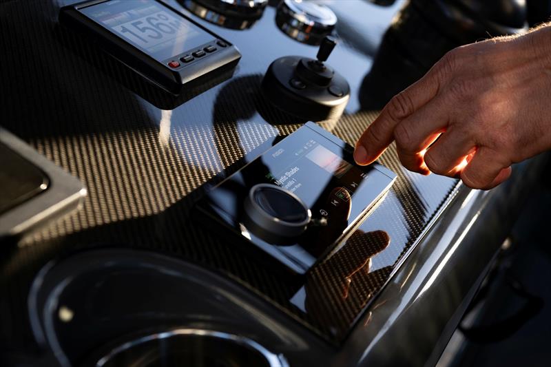 Garmin unveils flagship Apollo RA800 marine stereo photo copyright Garmin taken at  and featuring the Marine Industry class