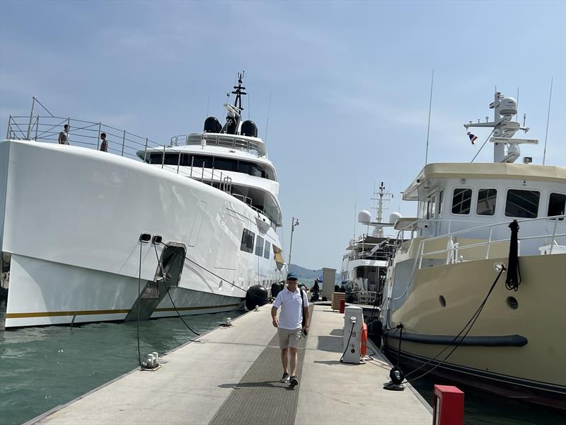 Dockside Walk - photo © Aimex