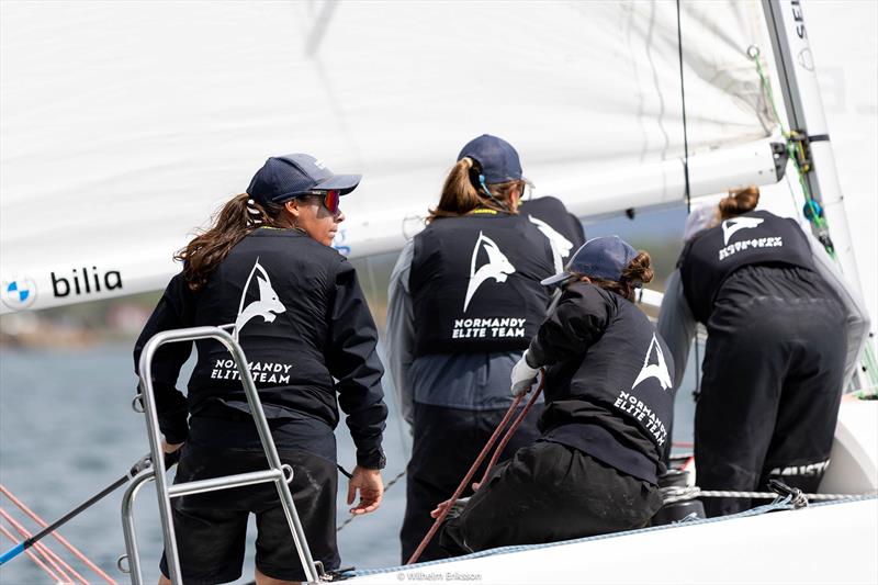 French skipper Pauline Courtois (left) and her Match in Pink Normandy Elite Team of   - photo © Wilhelm Eriksson