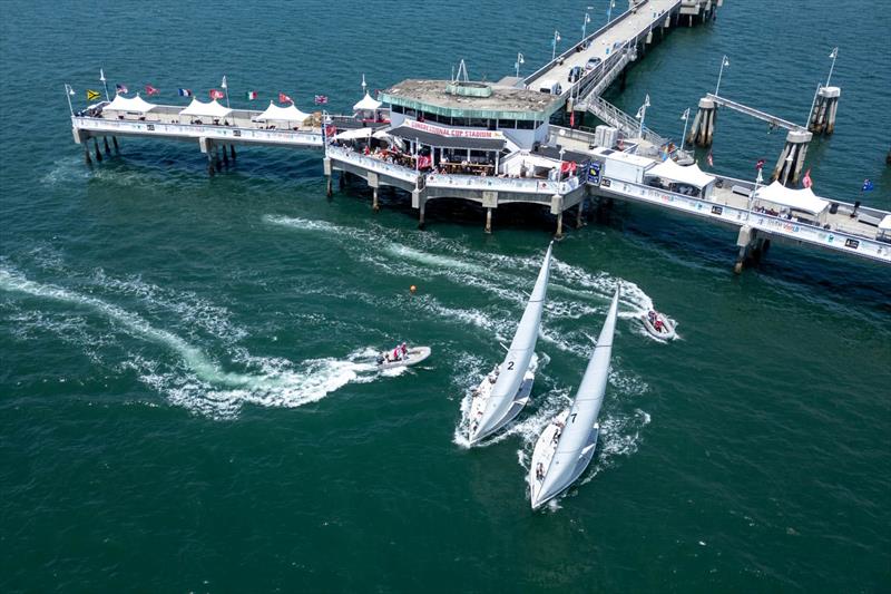 Belmont Pier, Long Beach  - photo © Ian Roman / WMRT