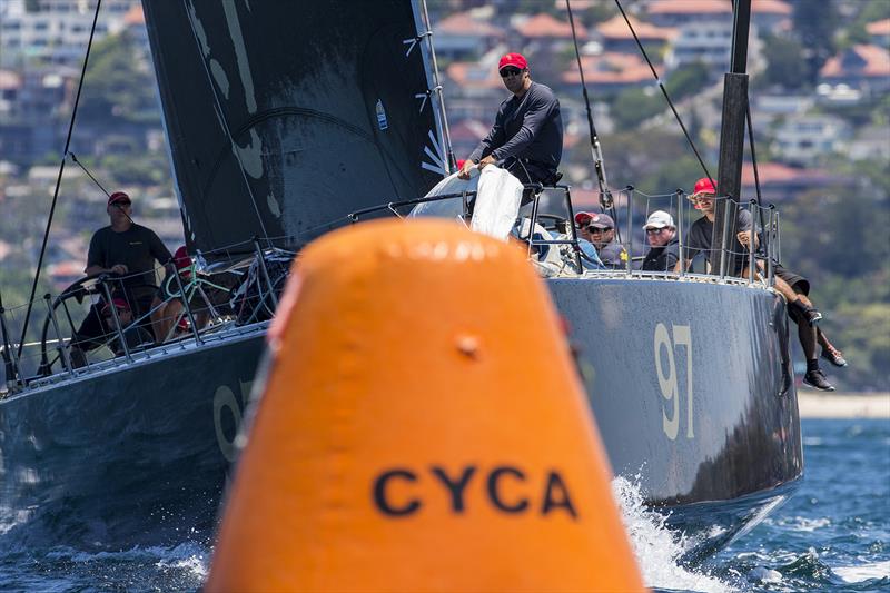 Beau Geste all set for hoist as they approach the mark - photo © Andrea Francolini