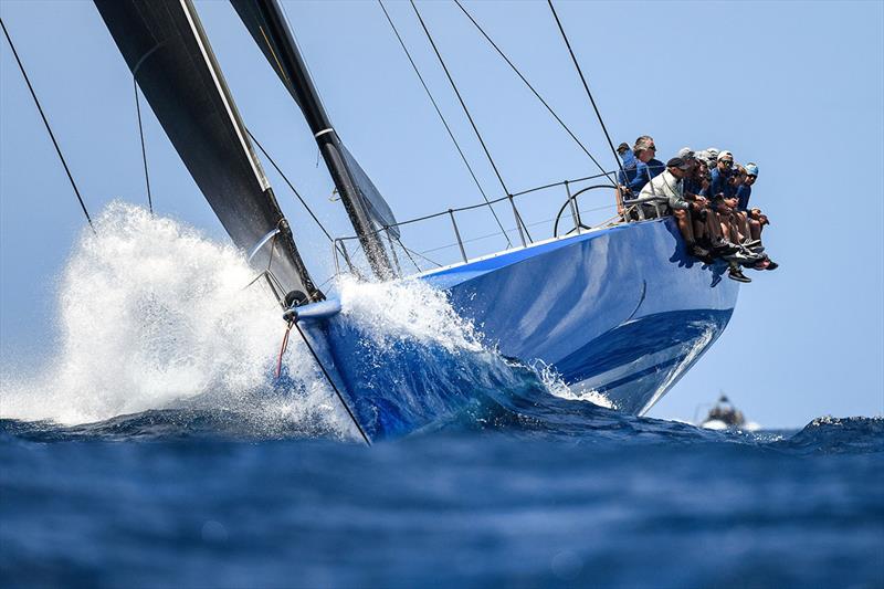 Finally an opportunity to sail in big breeze for the crew of Wendy Schmidt's Deep Blue - photo © James Tomlinson / www.jamestomlinsonphotography.co.uk