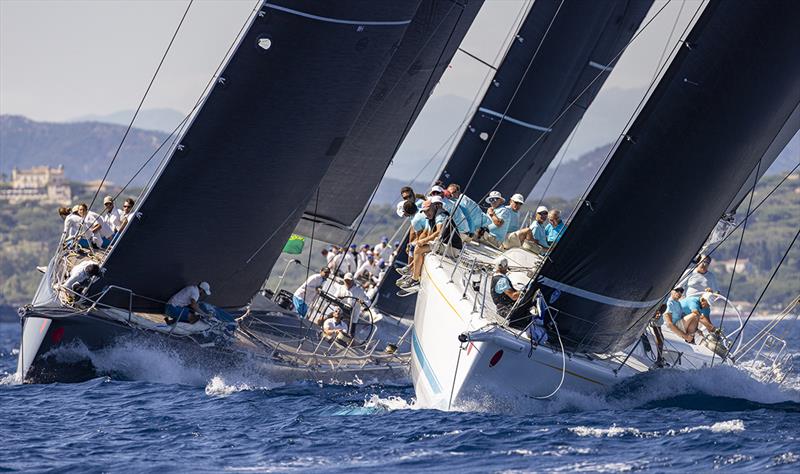 Alessandro del Bono's Capricorno in the thick of the competition - Rolex Giraglia  photo copyright ROLEX / Studio Borlenghi taken at Yacht Club Italiano and featuring the Maxi class