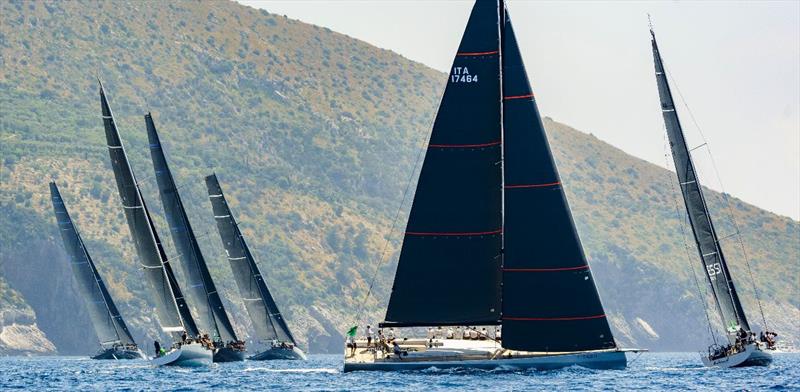 Upwind off the Sorrento Peninsula during this year's IMA Maxi Europeans - photo © IMA / Studio Borlenghi