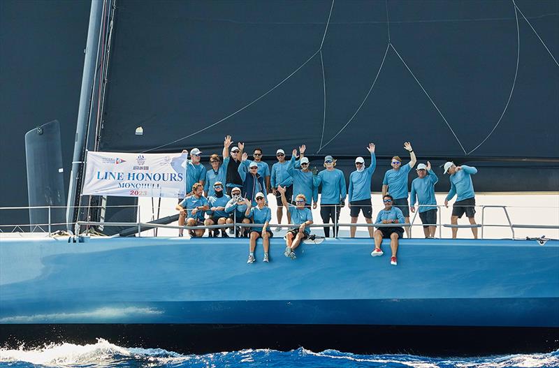 The winning crew on the Farr 100 Leopard 3 - Aegean 600 - photo © Kostas Karageorgiou