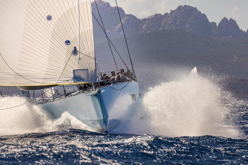 Dr Peter-Alexander Wacker's Ganesha screams downwind - photo © IMA / Studio Borlenghi 