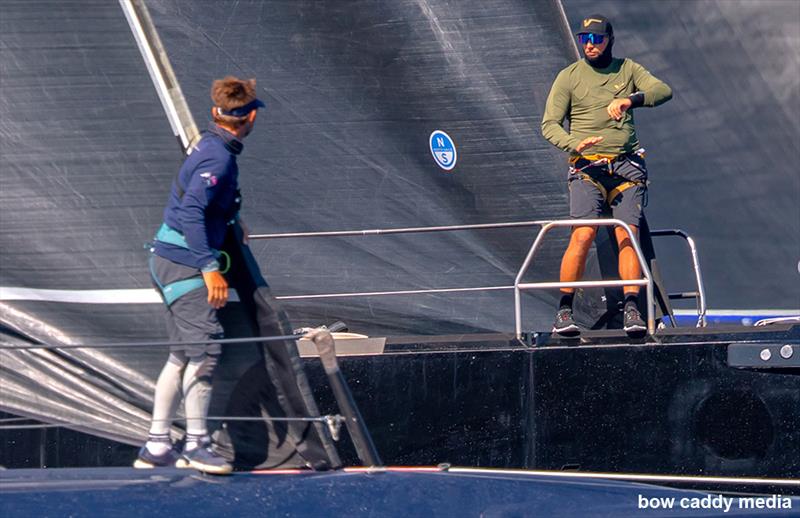 Calling the line - photo © Bow Caddy Media