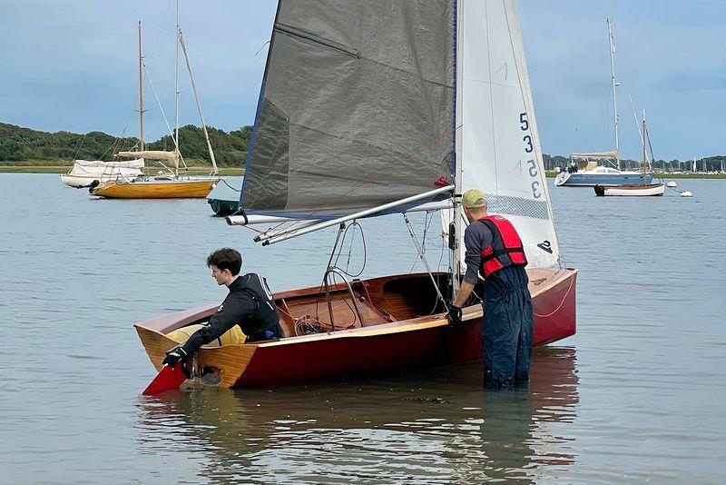 Restoration of a Merlin Rocket built in 1986 - trial sail