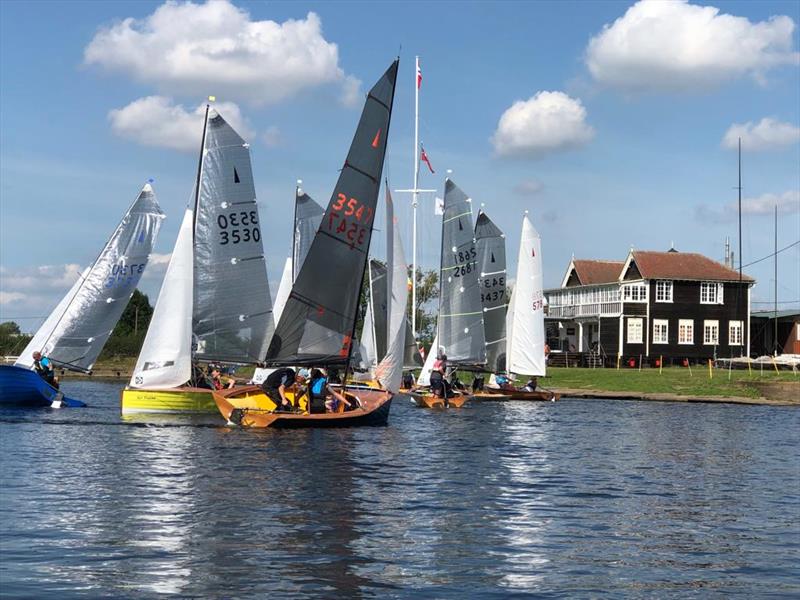 Merlin Rocket HD Sails Midland Circuit at Trent Valley - photo © Trent Valley Sailing Club