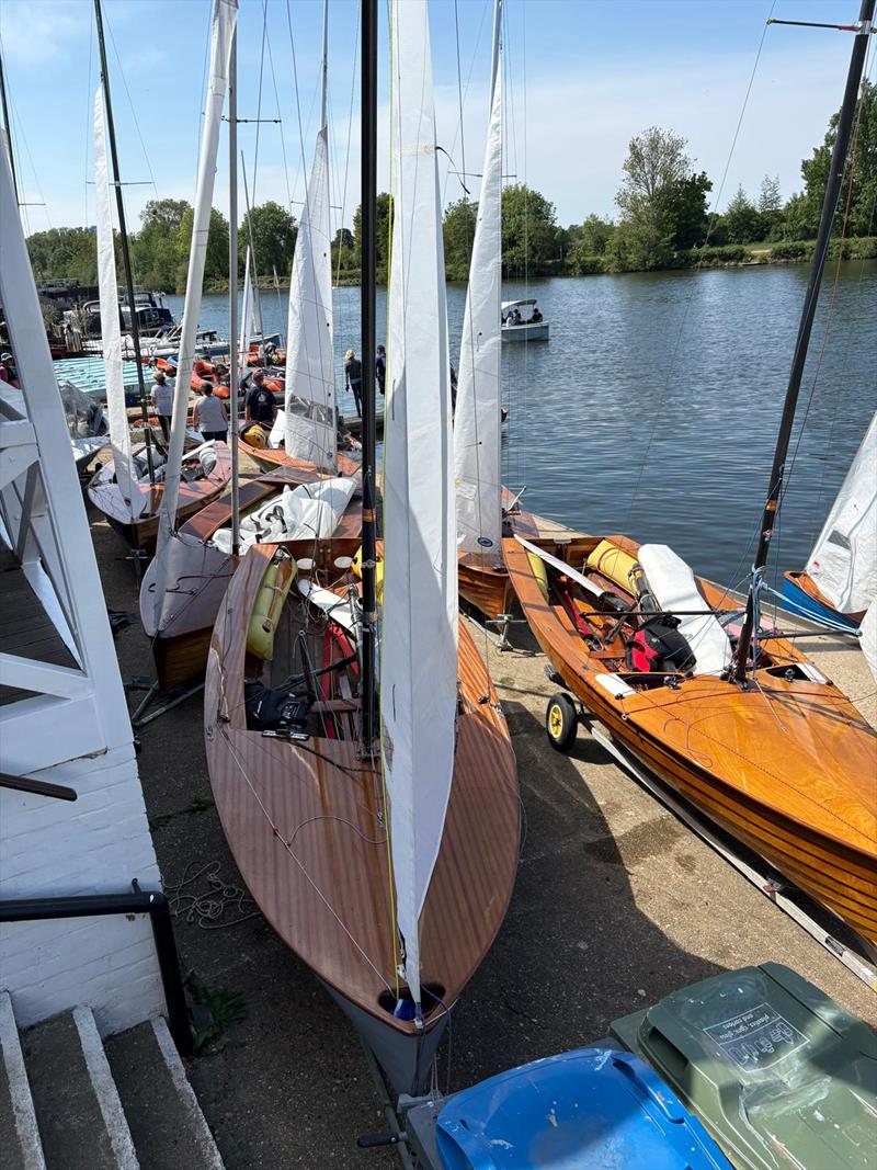 Merlin Rockets rigging up at Thames SC photo copyright Martin Hughes taken at Thames Sailing Club and featuring the Merlin Rocket class