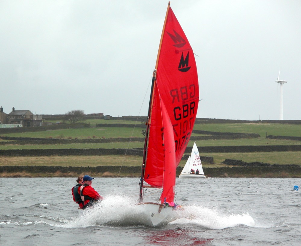 Kayleigh & Eloise Hansen during the Yorkshire and Humberside Trident UK Youth Travellers at Huddersfield photo copyright Jonathan Lister taken at Huddersfield Sailing Club and featuring the Mirror class