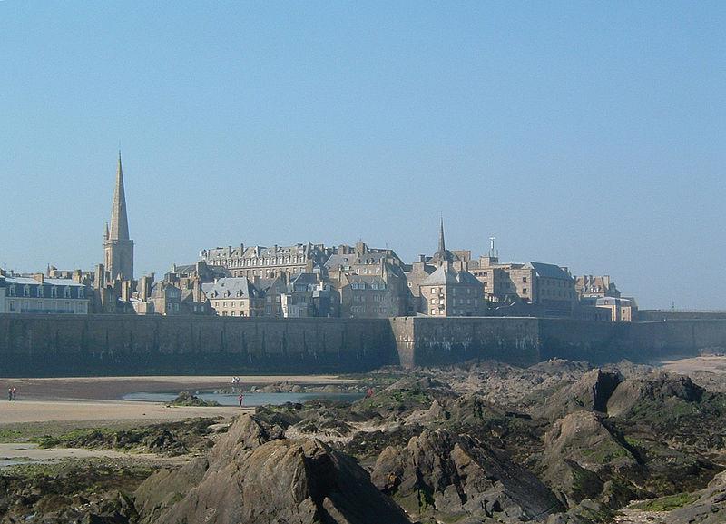 The Walled City of St. Malo (Antoine DECLERCK)  - photo © Antoine DeClerck