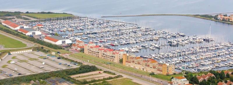 Marina Port Zélande photo copyright Robert Deaves taken at 