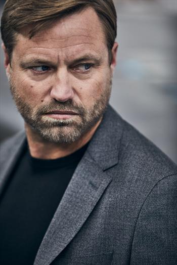 Alex Thomson © Lloyd Images