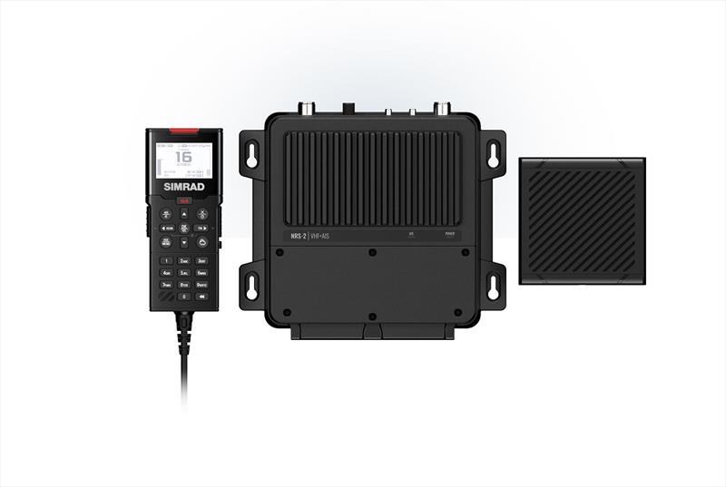 RS100 and RS100B VHF - photo © Laura Tolmay