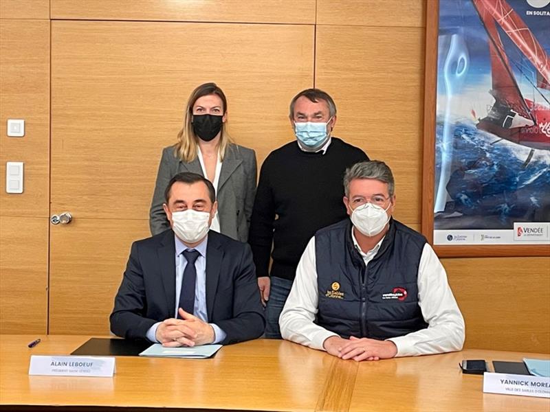 The President of the SAEM Vendée Alain LEBOEUF, beside him is the Mayor of Les Sables d'Olonne Yannick MOREAU; Laura LE GOFF, the General Manager of the SAEM Vendée and Francis LE GOFF, Race Director of the Vendée Arctic - Les Sables d'Olonne - photo © Vendée Globe