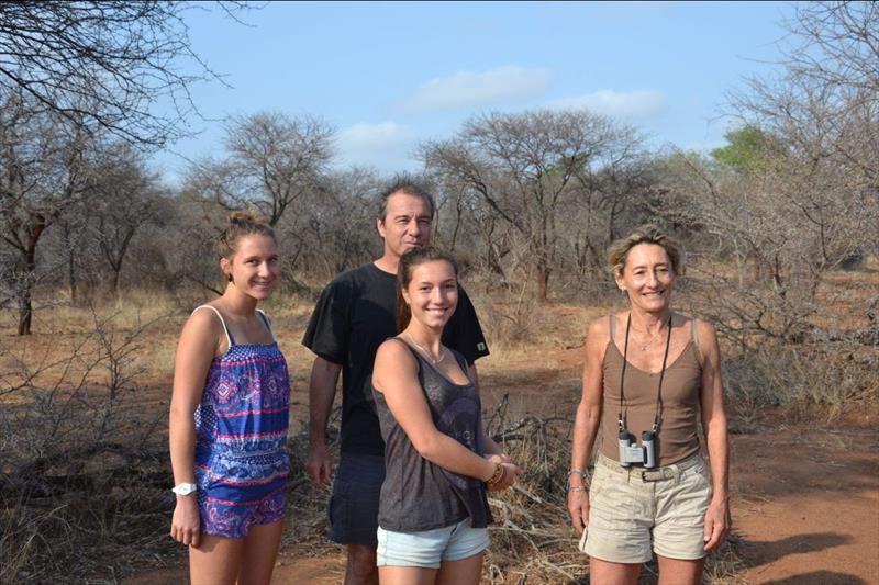 Fraçois Gouin with his wife and daughters - photo © François Gouin