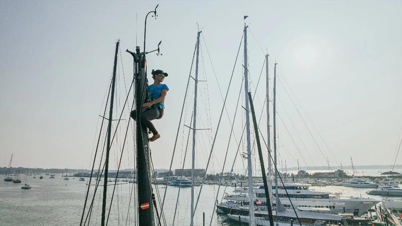 class 40 racing yacht