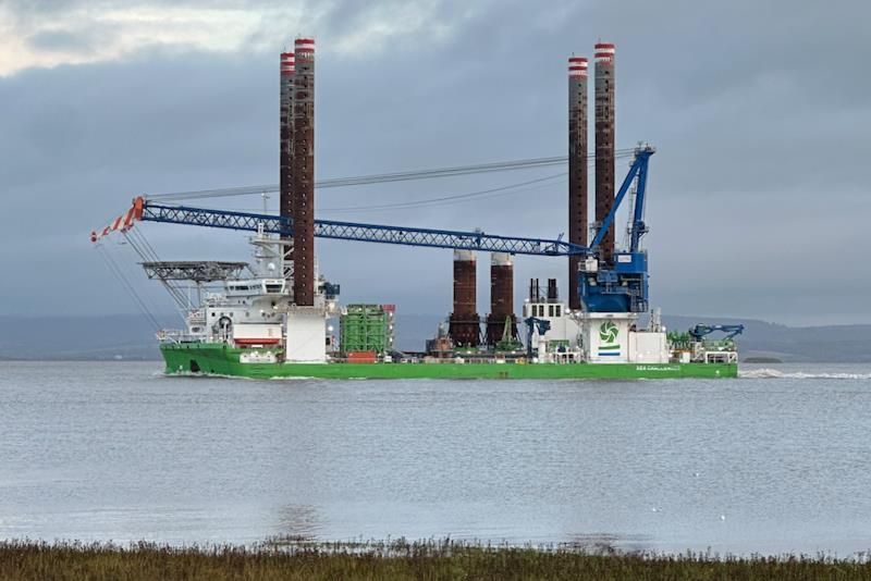 A jackup ship passes by Portishead - photo © Nigel Barrow