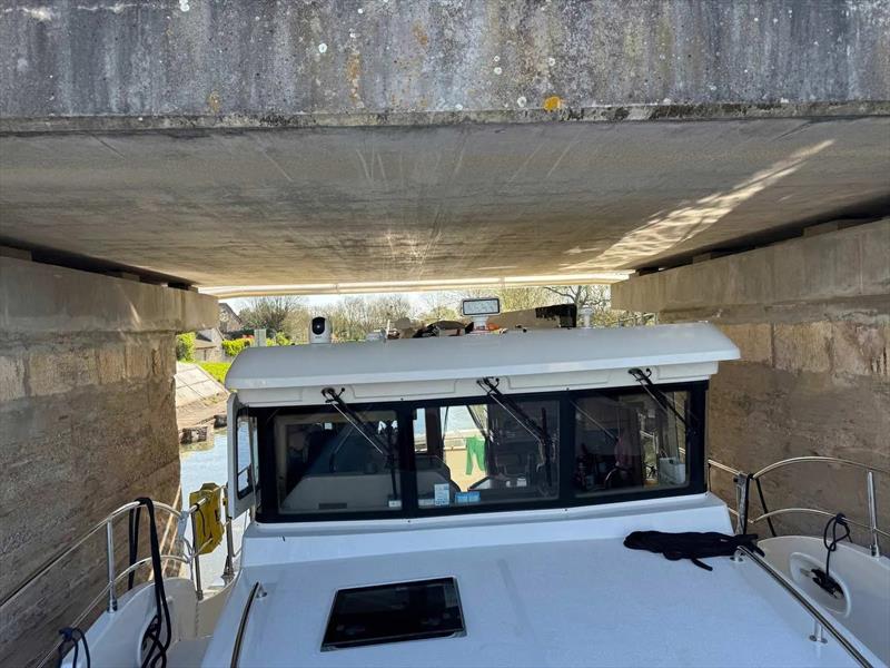 Going through a double lock at Nevers - photo © Nordhavn