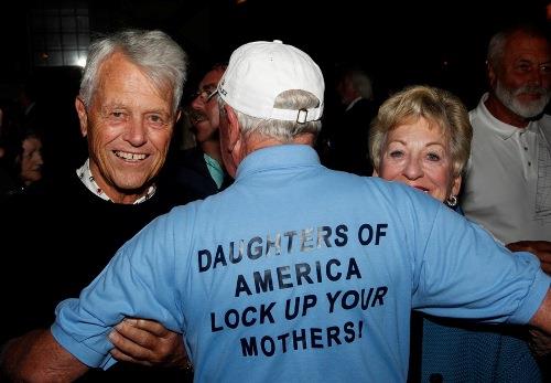 Gordon Ingate flanked by Malin and Roberta Burnham, in that famous vintage polo shirt - photo © Dan Nerney