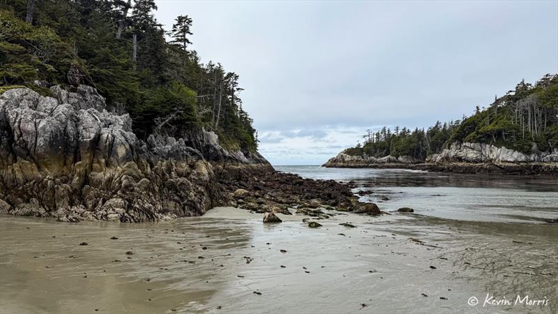 Pruth Bay Day2 - North Beach - photo © Kevin Morris