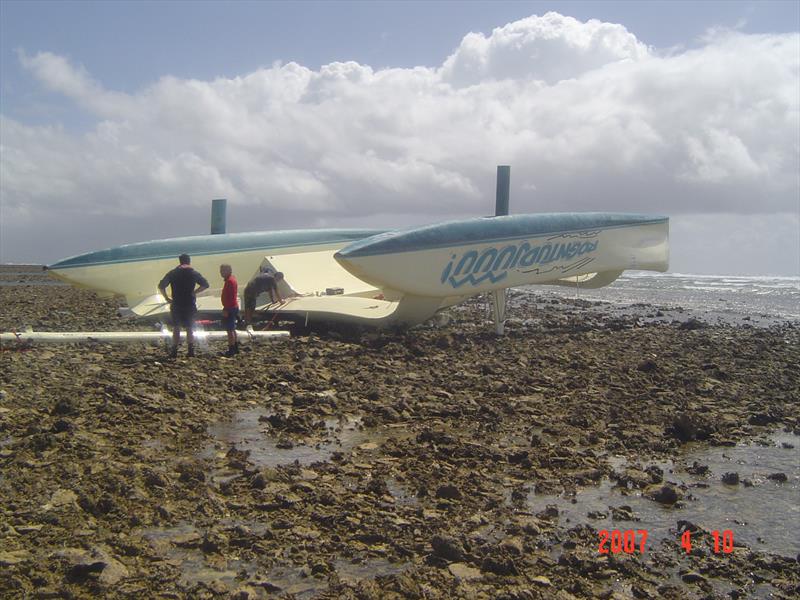 Rogntudjuuu on the reef in 2007 - Brisbane to Gladstone Multihull Yacht Race photo copyright Malcolm Clark taken at Multihull Yacht Club Queensland and featuring the MOD70 class