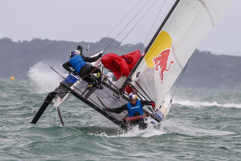 Santi Lange (ARG) comes close to going over the side duirng a mark rounding - Medal Race, Nacra 17 - Hyundai Worlds - December 2019 - photo © Richard Gladwell / Sail-World.com