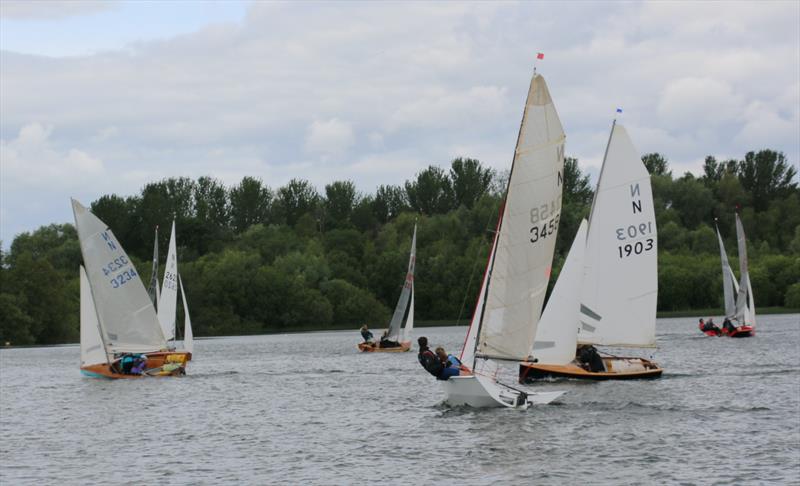 Race action photo copyright Oscar Lee taken at Whitefriars Sailing Club and featuring the National 12 class