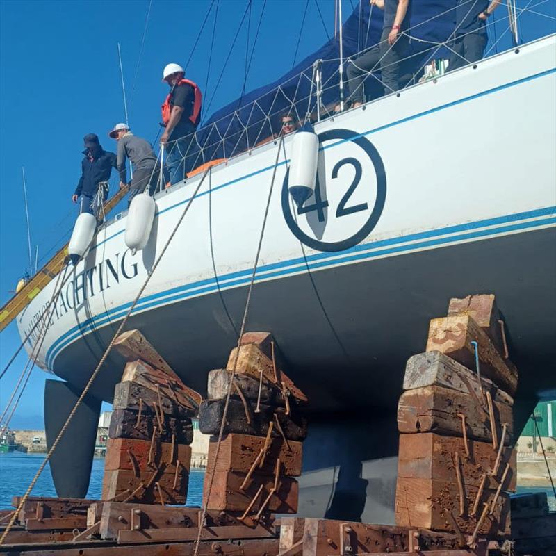 Doing it the old-fashioned way in Mossel Bay – but getting the job done - photo © Gerrit Louw / Sterna All Spice Yachting