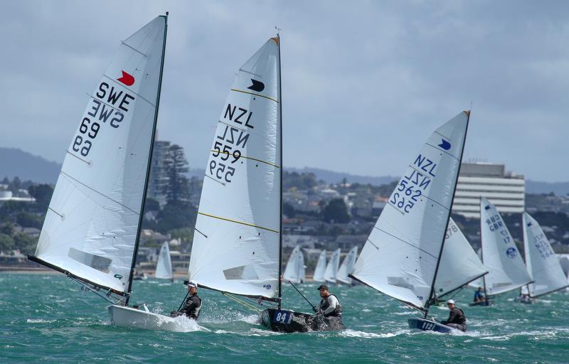 Fredrik Loof (SWE) leads Race 5 - Day 3, Symonix OK World Championship, Wakatere Boating Club, February12, 2019 - photo © Richard Gladwell