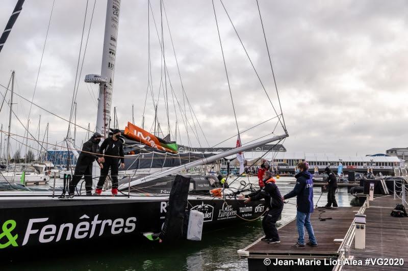 Fabrice Amedeo on Newrest - Art et Fenetres hopes to restart the Vendée Globe on Tuesday Morning  - photo © Jean-Marie Liot / Alea #VG2020