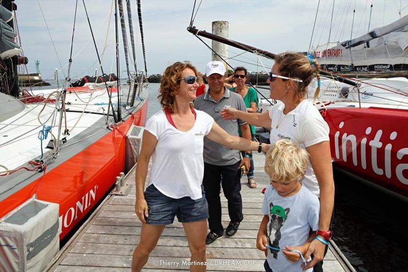 Isabelle Joschke avec Sam Davies - Vendée Globe - photo © Thierry Martinez / DRHEAM Cup