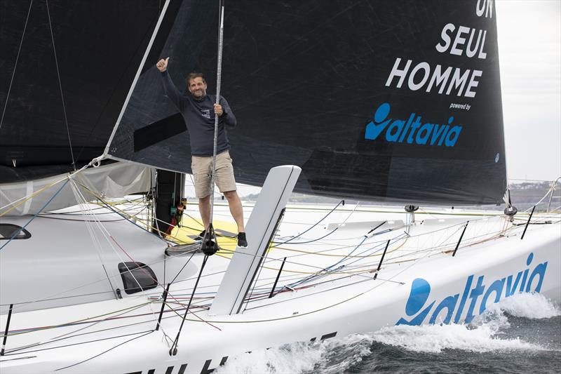 Eric Bellion on Commeunseulhomme Powered By Altavia during the Guyader Bermudes 1000 Race - photo © François Van Malleghem