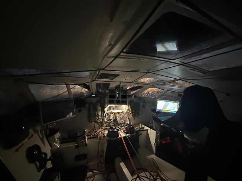 Yoann Richomme- Paprec Arkea- Vendee Globe - Day 2 - IMOCA60 - November 11, 2024 - photo © Jean-Louis Carli