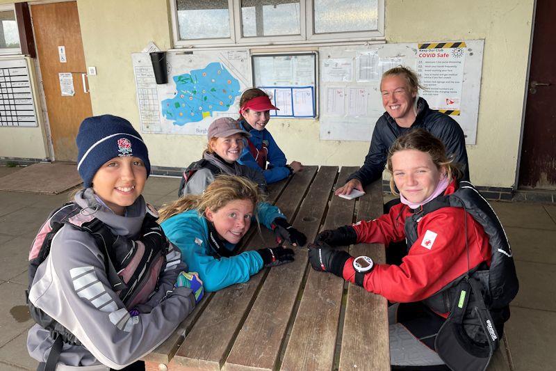 Anna Carpenter coaching at the Optimist Junior Girls Training at Burghfield - photo © BSC