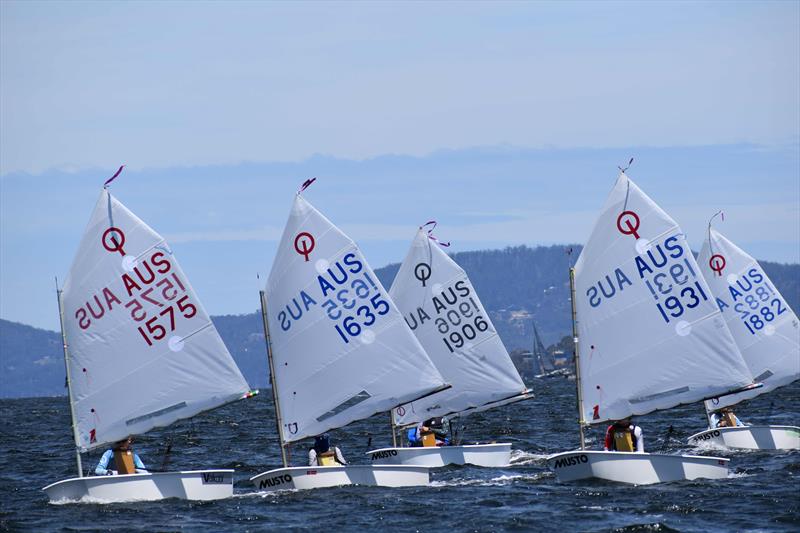 Open Fleet leaders Heeley (1575) Cooper (1635) and Roche (1931) in close racing - 2026 Musto Australian Optimist Championship - photo © Jane Austin / RYCT Media