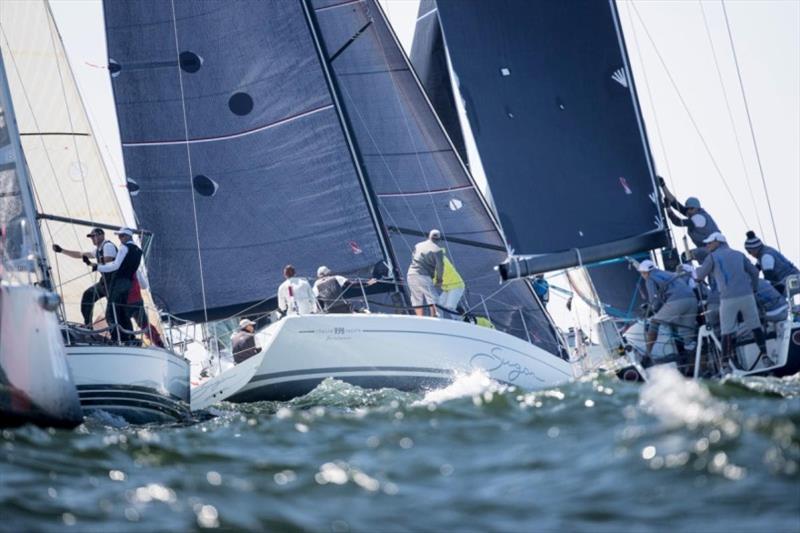 Crowded Class C mark rounding in The Hague - photo © Sander van der Borch