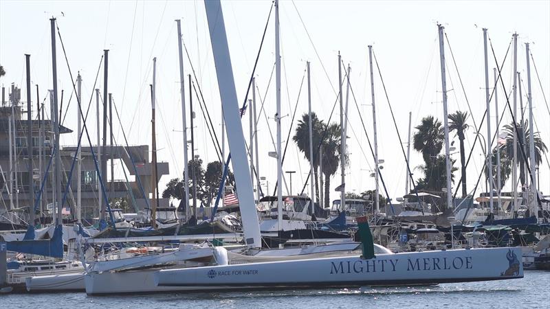 trimaran defiant