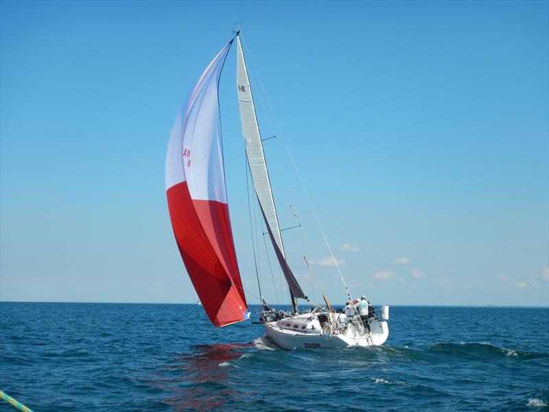 Off-the-breeze conditions at the Lake Ontario 300 Challenge photo copyright Lake Ontario 300 Challenge taken at Port Credit Yacht Club and featuring the PHRF class