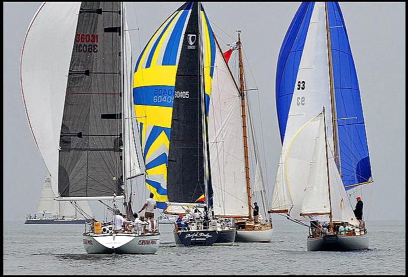 Scenes from the past: a fleet start at Edgartown Yacht Club's 'Round-the-Island Race photo copyright Stephen Cloutier taken at Edgartown Yacht Club and featuring the PHRF class