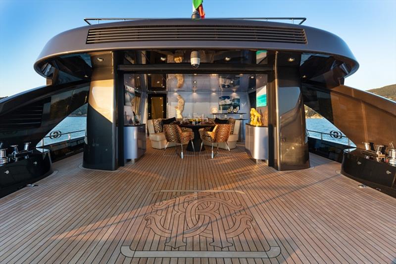 roberto cavalli boat freedom