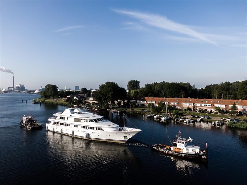 Feadship Broadwater - photo © Sand People